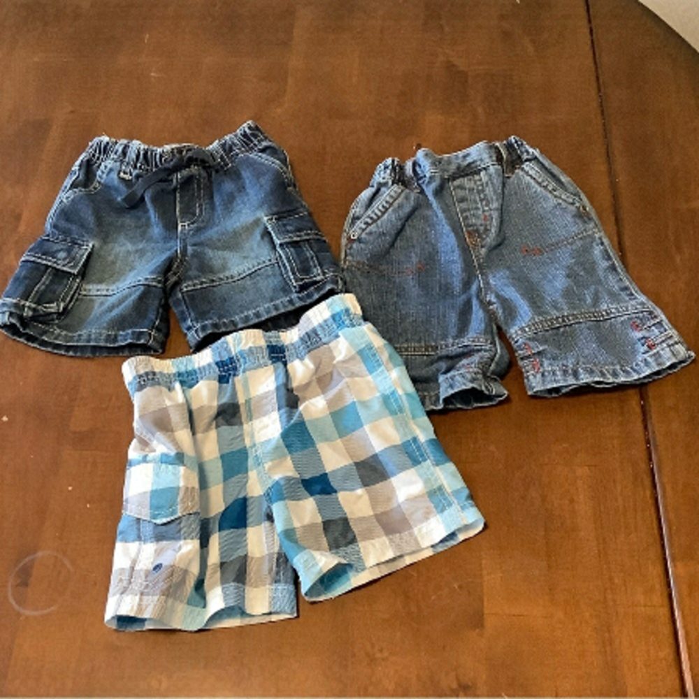 SHORTS 3 pack. Size 12-18 months